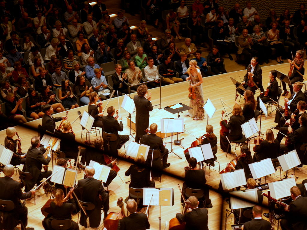 エルプフィルで聴いたコンサート ロビン・ティッチアッティ指揮 ベルリンドイツ響