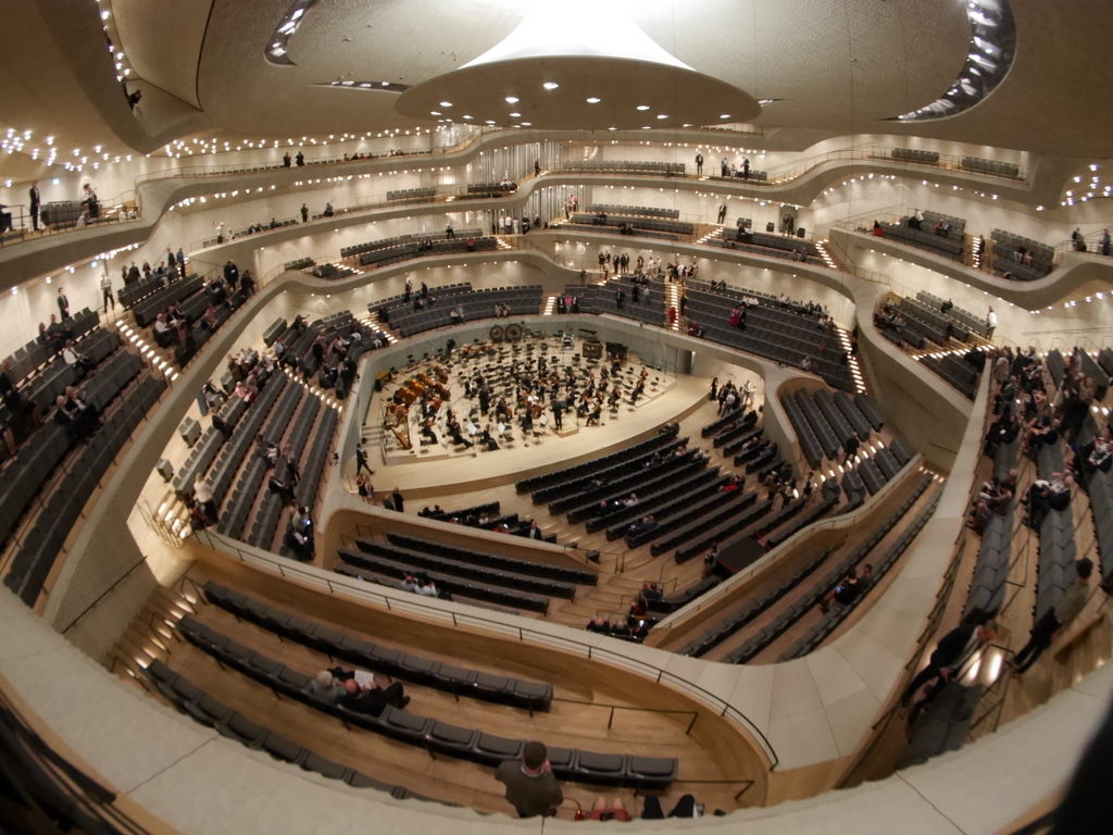 中空に浮かぶ巨大コンサートホール エルプ フィルハーモニー・ハンブルク コンサートホール内部@Elphi, Hamburg