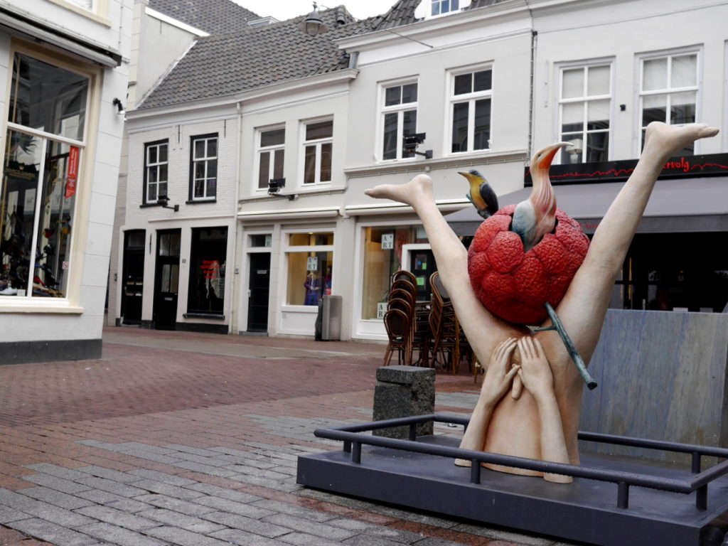 ヒエロニムス ボス オランダ デンボス スヘルトゲンボス 訪問記 北ブラバント美術館 ボス回顧展 商店街の怪物 @Den Bosch