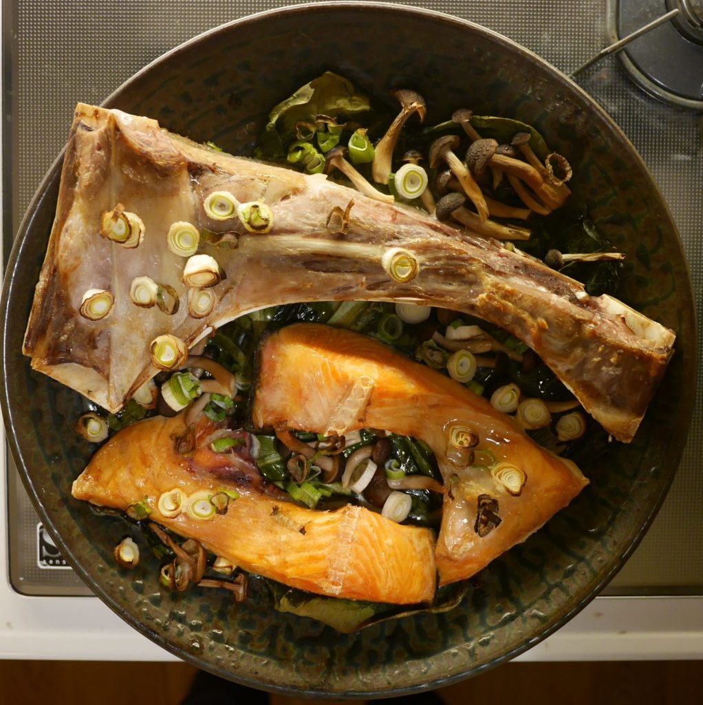 旅先で超便利なオーブン料理 魚のカマ焼き