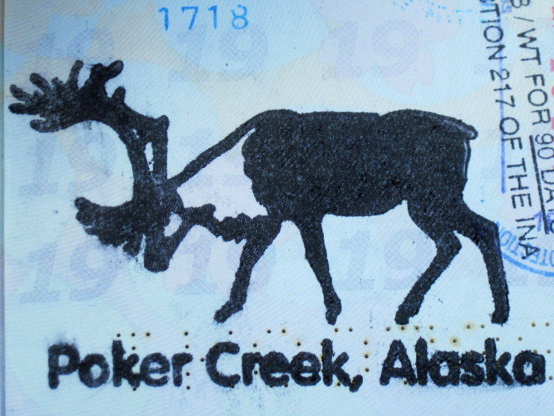 ポーカー・クリークの国境で押されたヘラジカのスタンプ @Poker Creek
