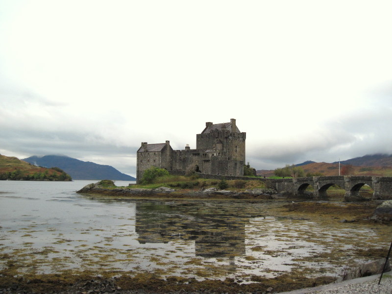 スコットランドでも最も美しいと言われるアイリーンドナン城 @Eilean Donan Castle