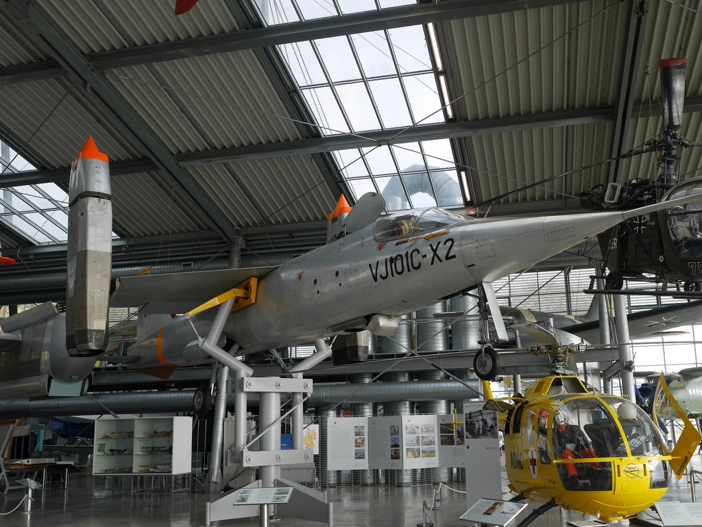 VTOLジェット戦闘機（EWR VJ 101） @Deutsches Museum Flugwerft Schleißheim