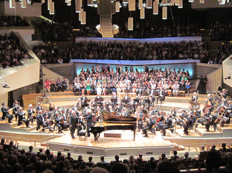 Johannes Brahms : Piano Concerto No. 1
Daniel Barenboim
Simon Rattle
@Berliner Philharmonie