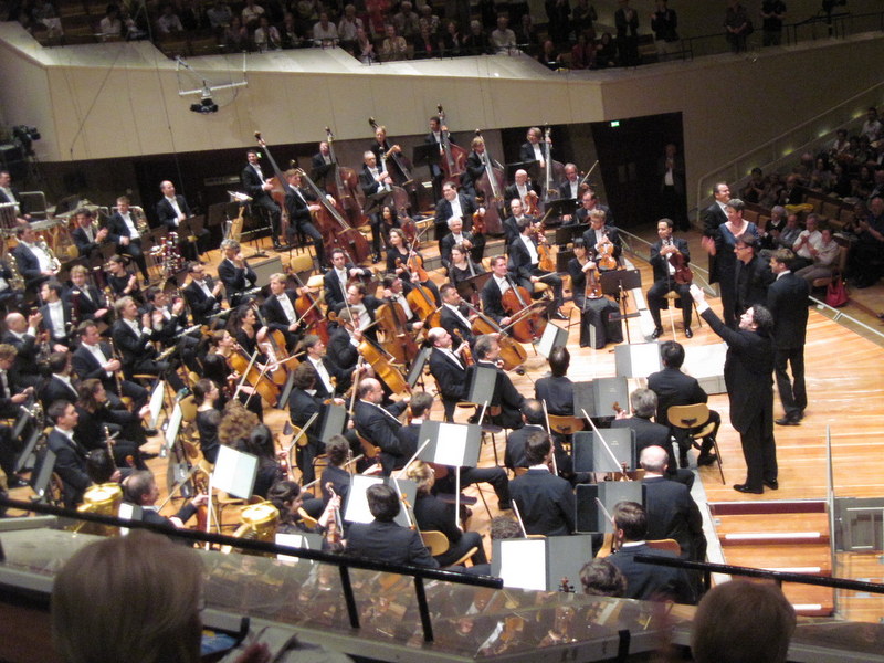 Gustav Mahler : Symphony No. 3 Gustavo Dudamel 
@Berliner Philharmonie