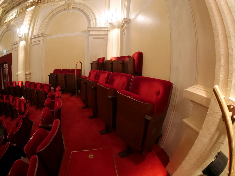 2階最後方の座席は配置が面白い @Koninklijk Concertgebouw