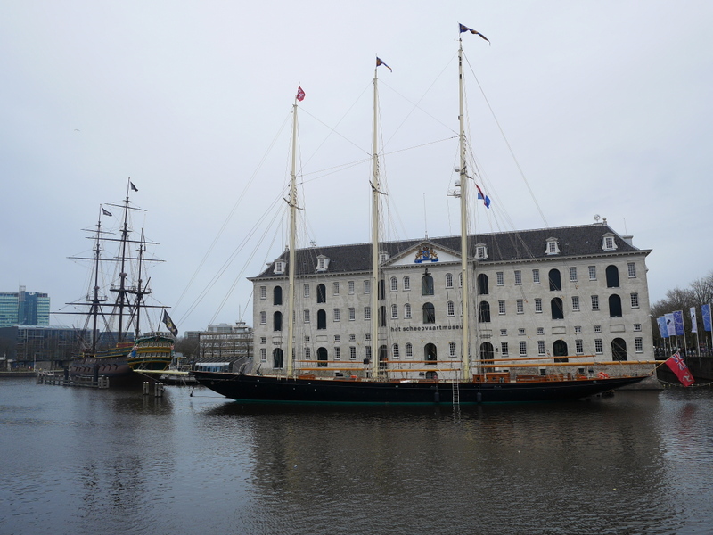 博物館船を抱く海洋博物館 @Het Scheepvaartmuseum Amsterdam