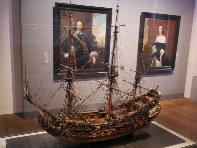帆船模型と肖像画 @Het Scheepvaartmuseum Amsterdam