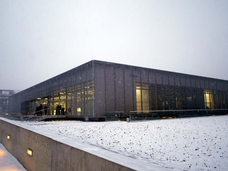 テロのトポグラフィー外観 @Dokumentationszentrum Topographie des Terrors