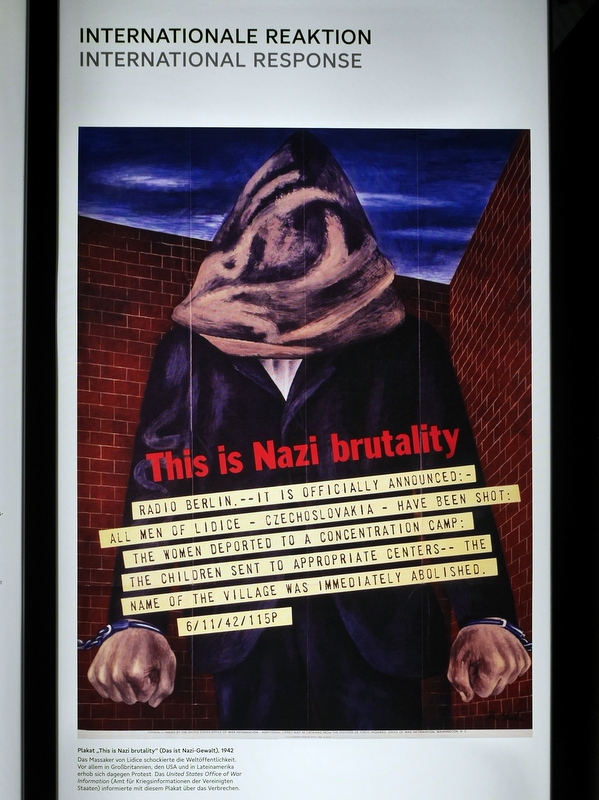 ポスター「これがナチスの残虐行為だ」1942年 @Dokumentationszentrum Topographie des Terrors
