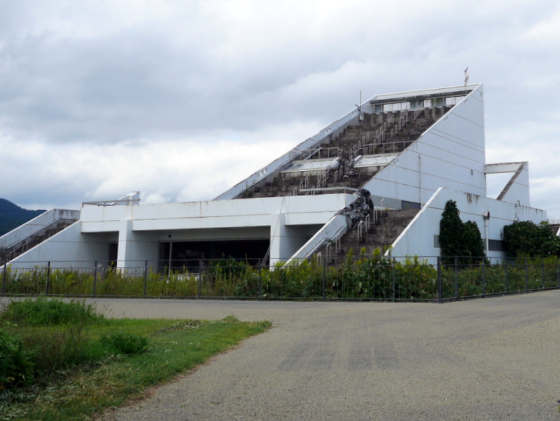震災遺構｢タピック45跡｣(旧道の駅高田松原) @陸前高田