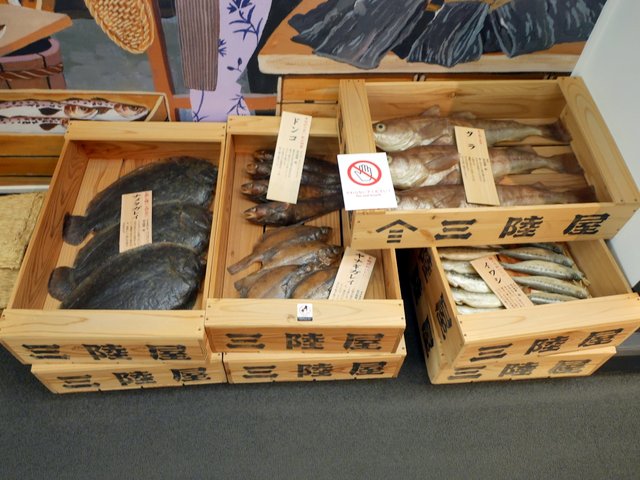 駄賃付け（行商）の扱った品々の見事なサンプル模型 @遠野市立博物館