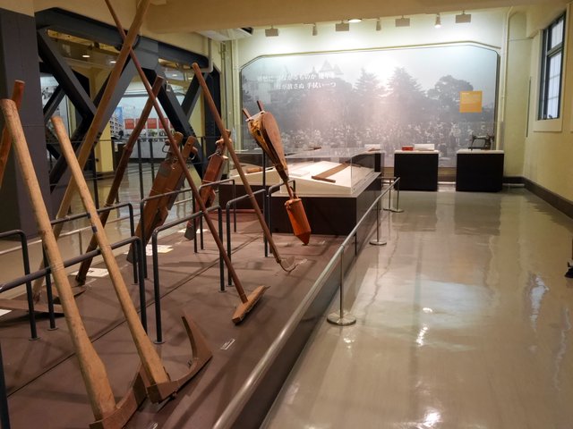 農具の展示 @神戸市立海外移住と文化の交流センター