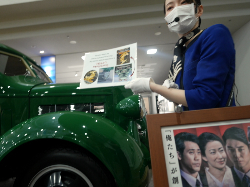 説明してくださる自動車館のスタッフ @トヨタ産業技術記念館